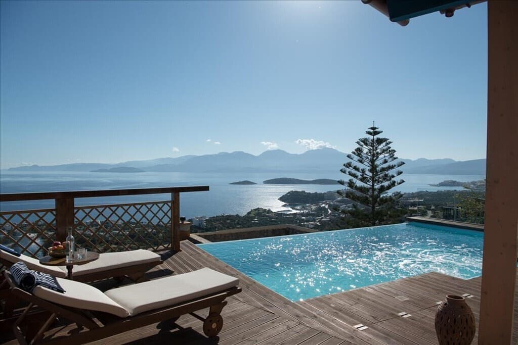 For Sale Villa 518 m² in Crete
