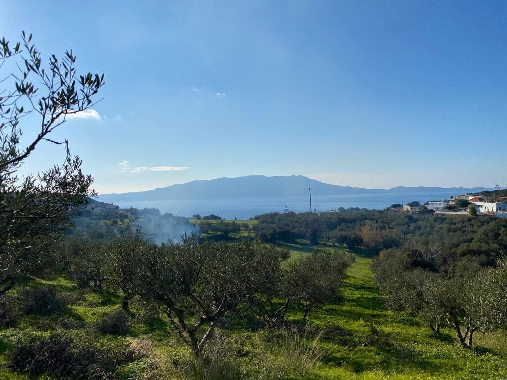 For Sale Land 2562 m² in Crete