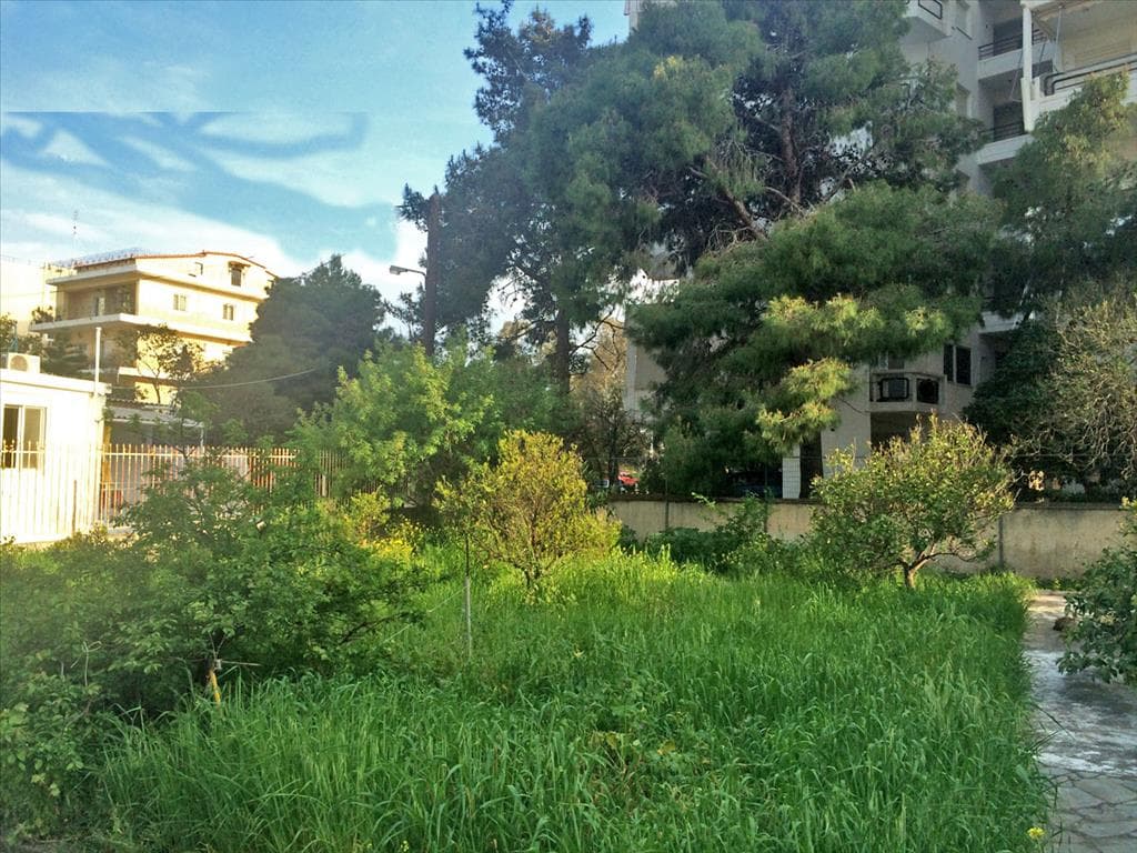 For Sale Land 260 m² in Loutraki