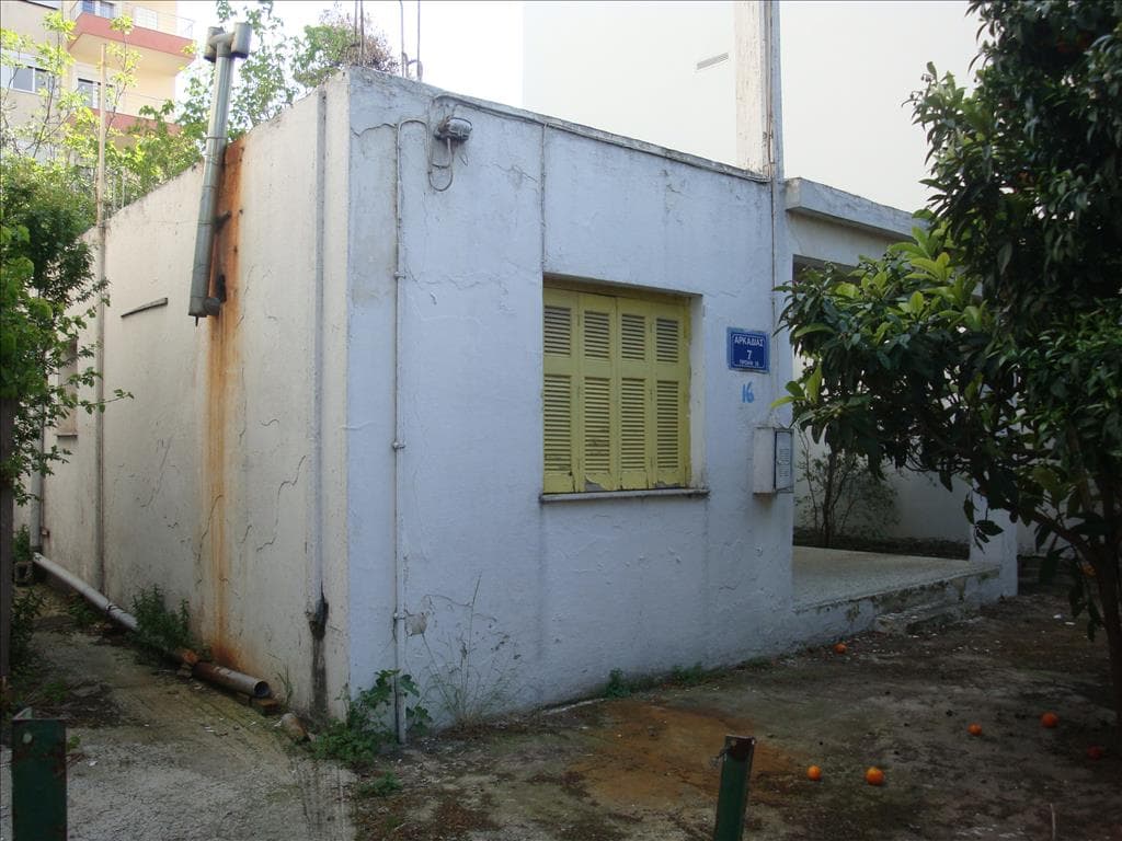 For Sale Land 286 m² in Athens