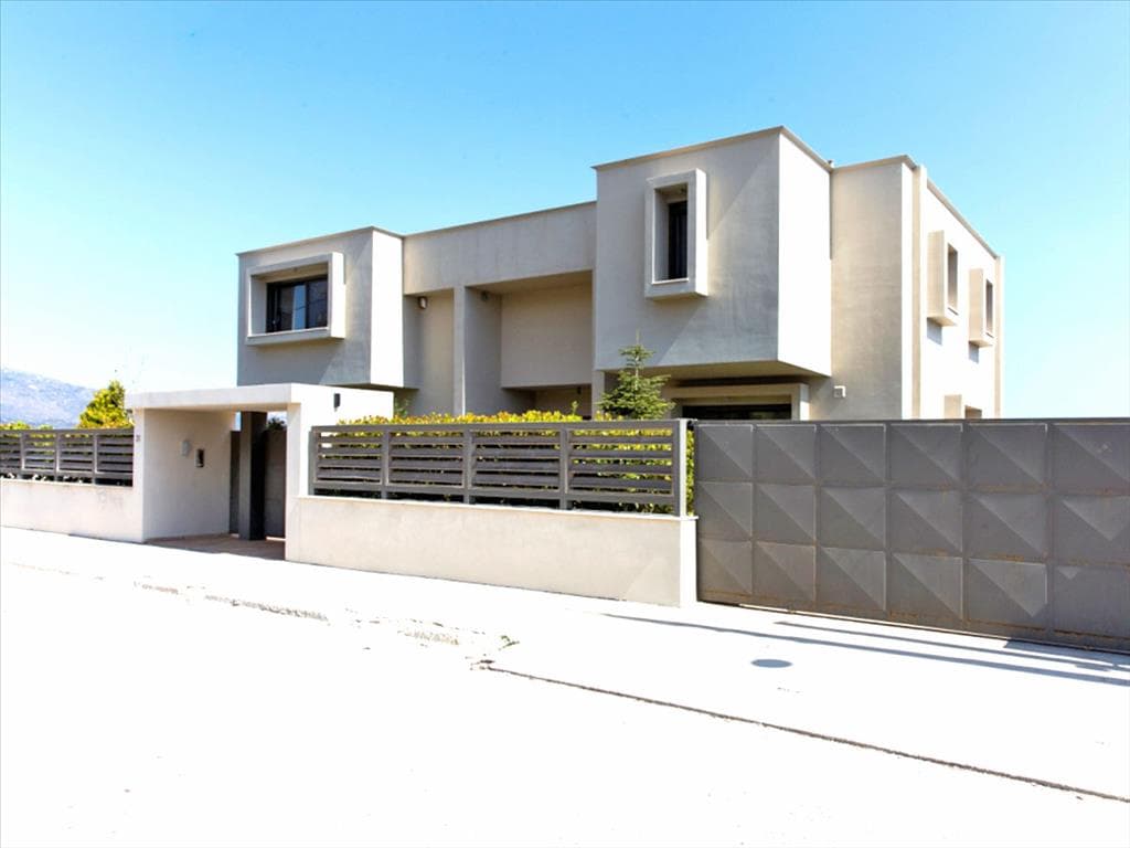 For Sale Villa 550 m² in Attica