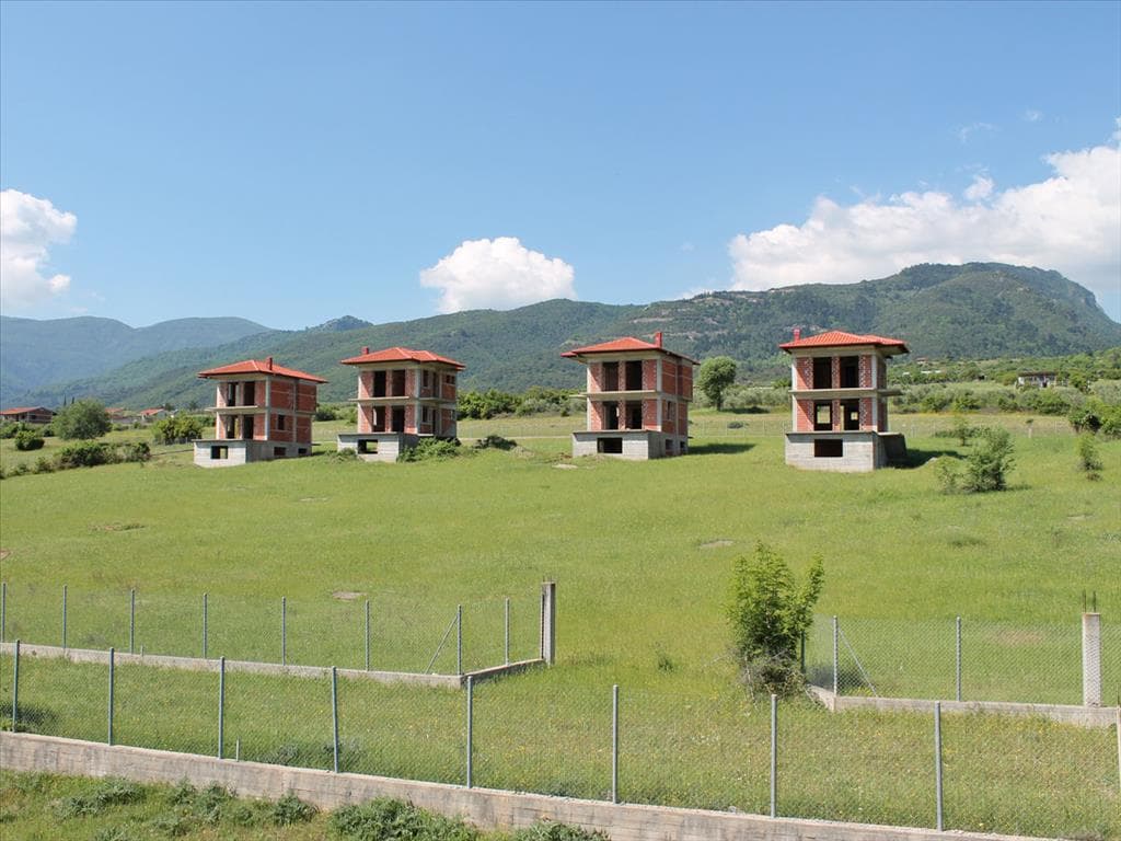 For Sale Detached house 688 m² on the Olympic Coast