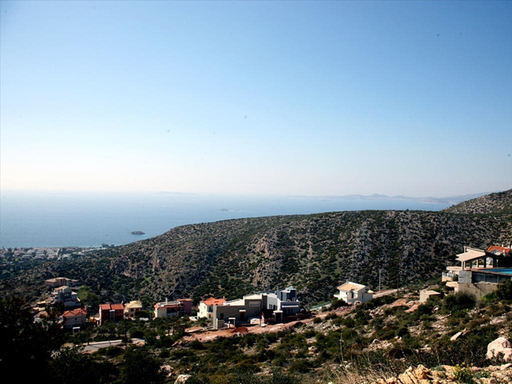 For Sale Land 600 m² in Attica