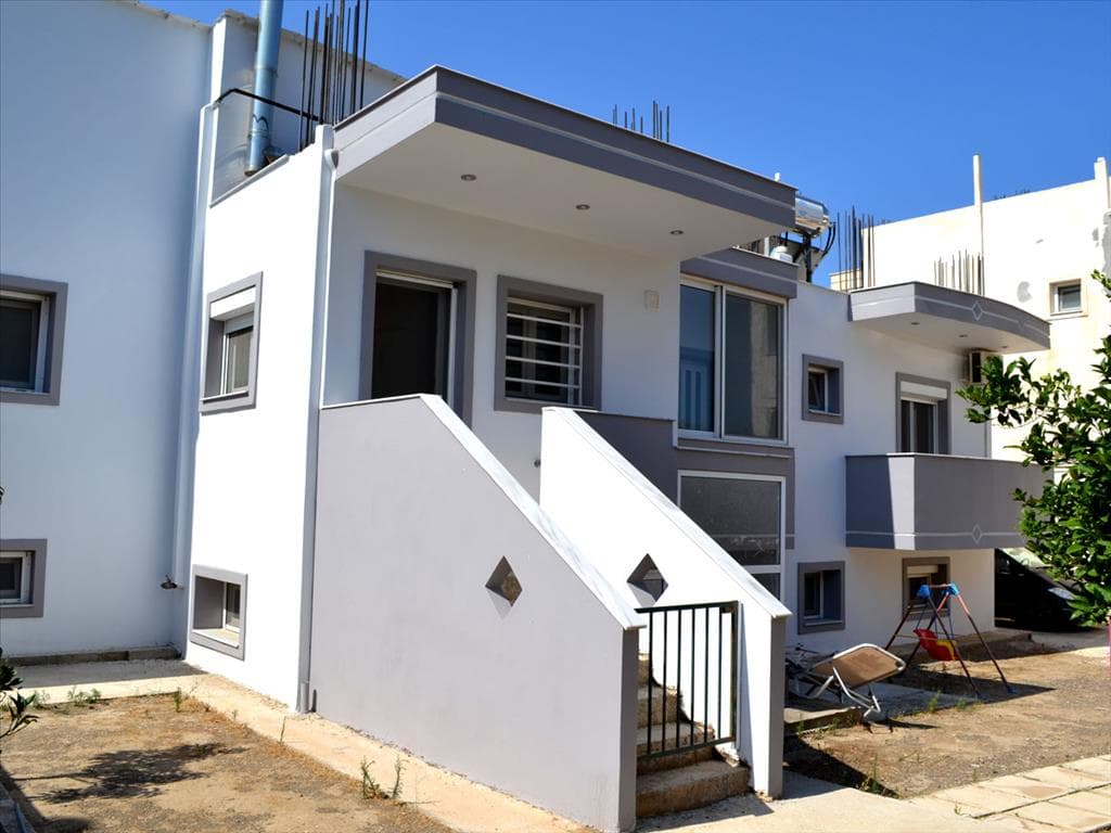 For Sale Maisonette 240 m² in Loutraki