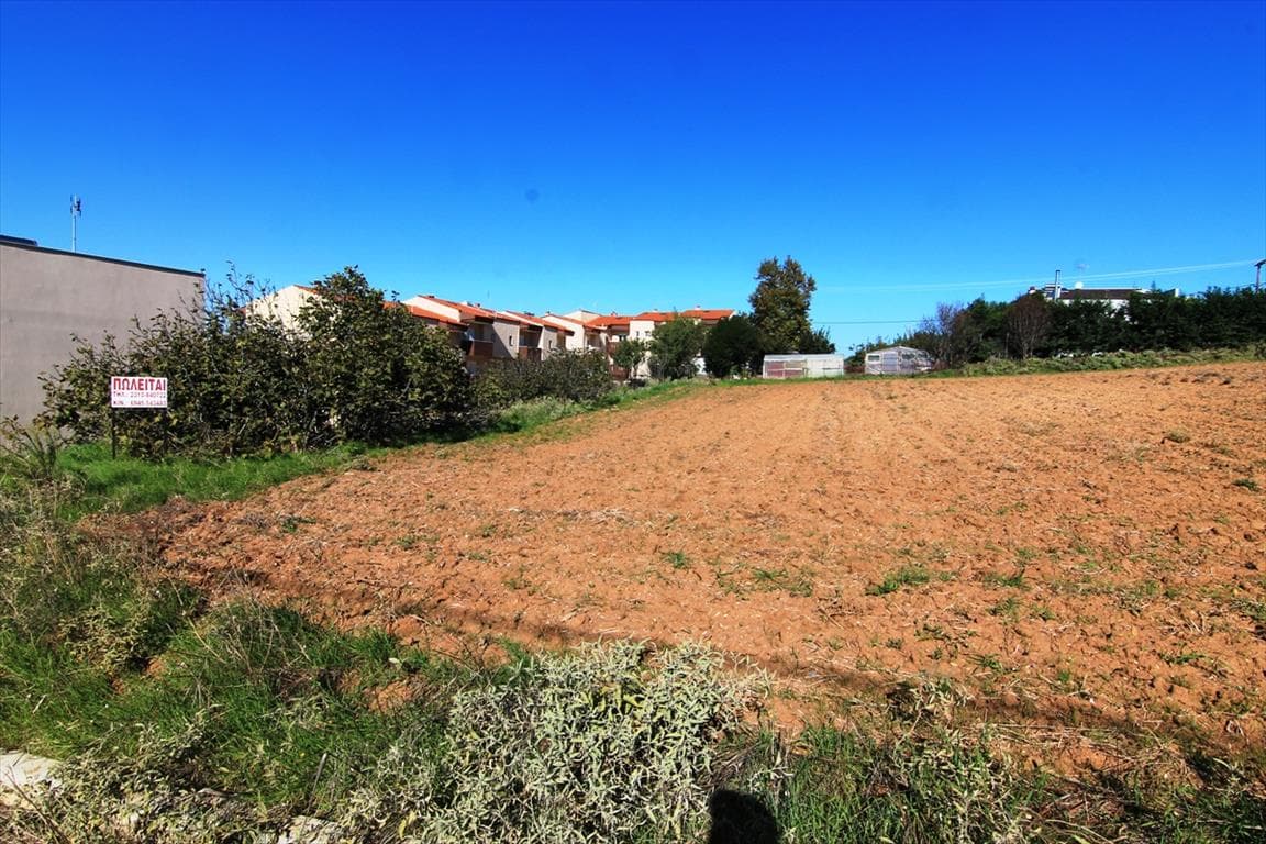 For Sale Land 678 m² in the suburbs of Thessaloniki