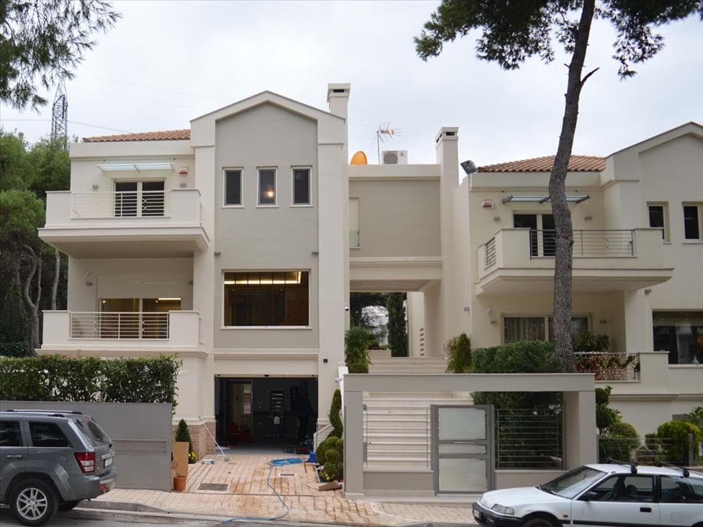 For Sale Villa 460 m² in Athens