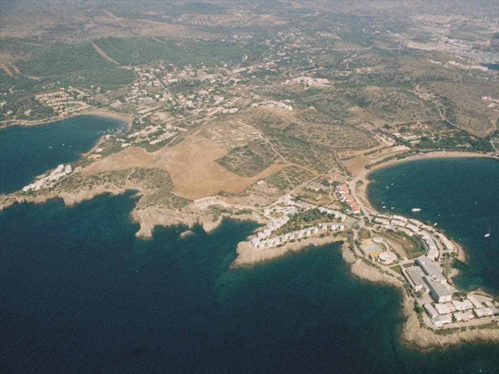 For Sale Land 64000 m² in Attica