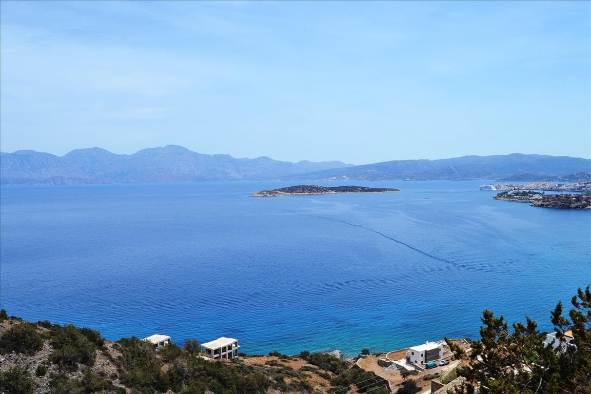 For Sale Land 2580 m² in Crete