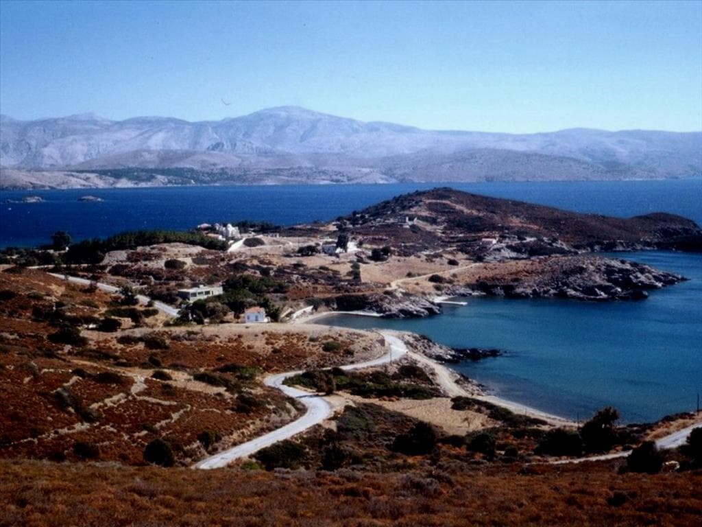 For Sale Land 76000 m² on Islands
