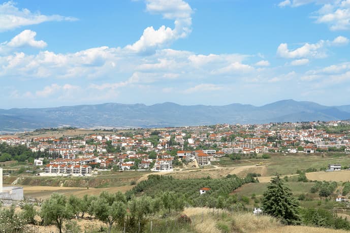 For Sale Land 601 m² in the suburbs of Thessaloniki