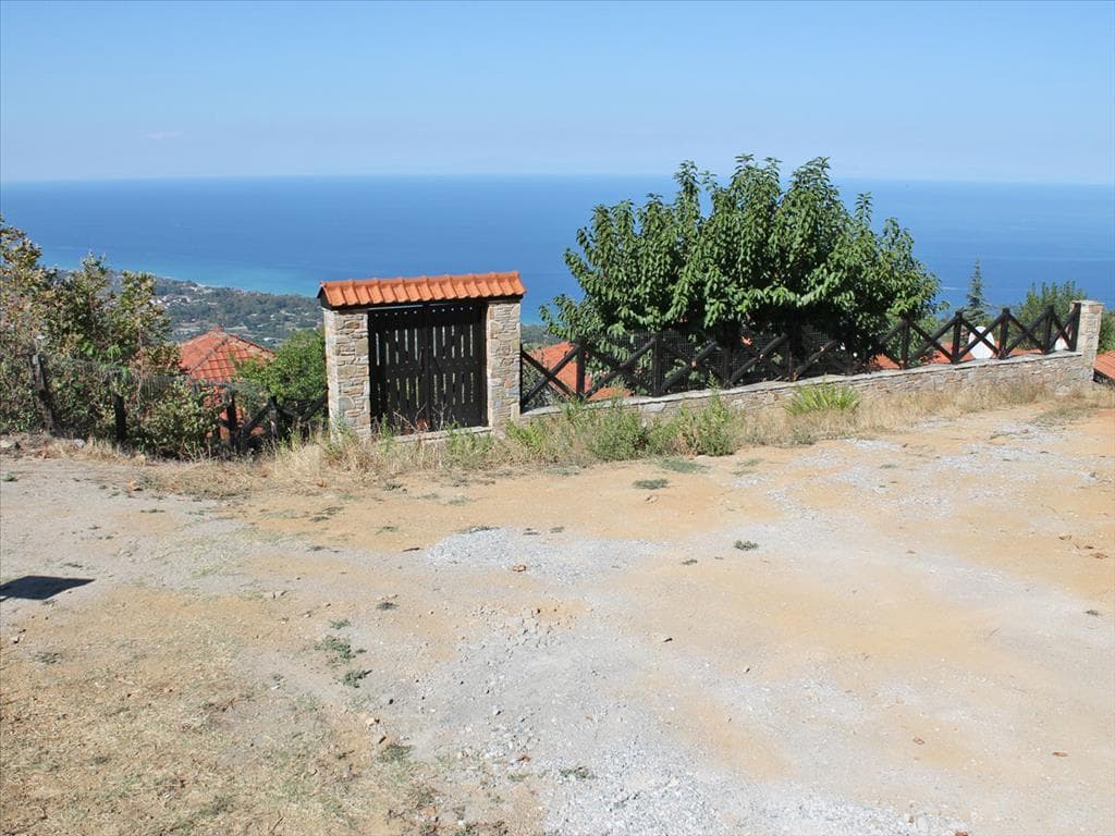 For Sale Land 340 m² on the Olympic Coast