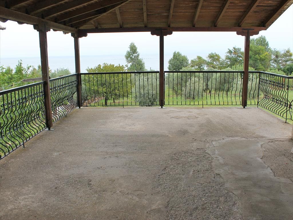 For Sale Detached house 340 m² on the Olympic Coast