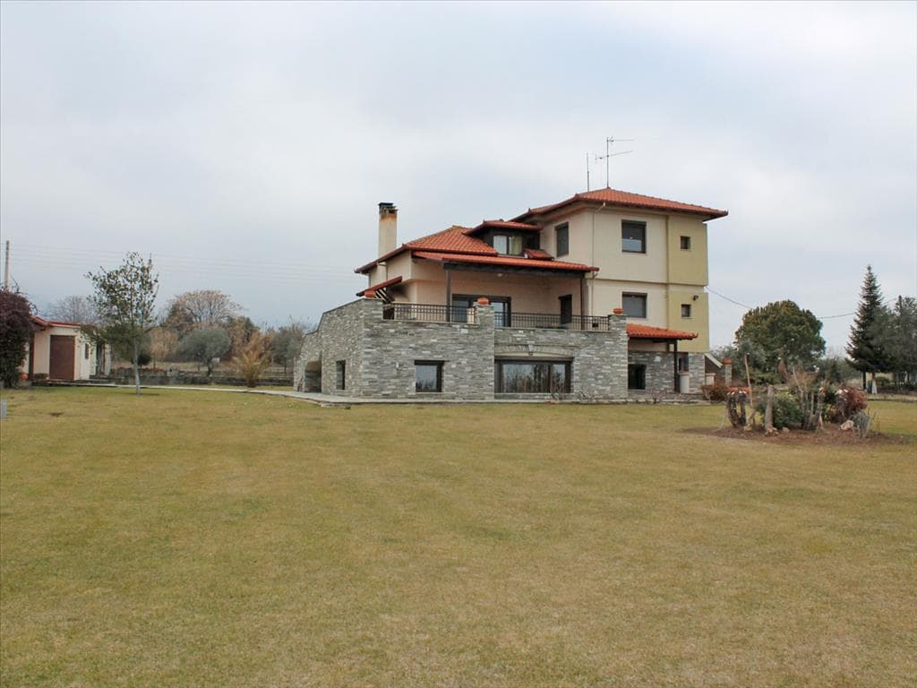 For Sale Villa 450 m² on the Olympic Coast