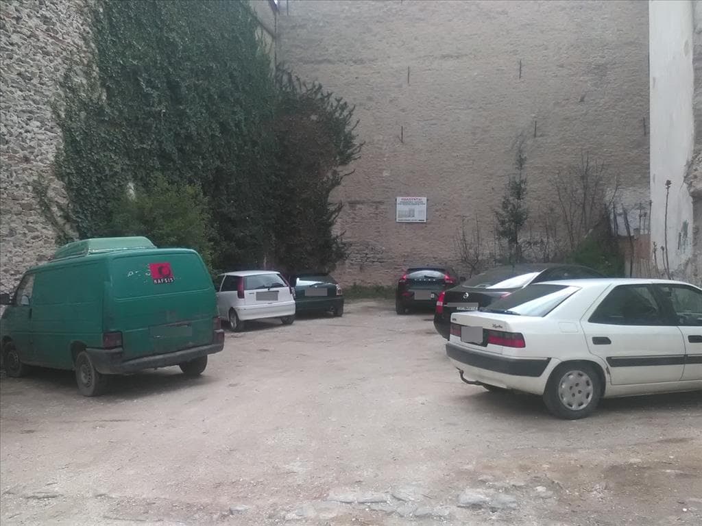 For Sale Land 268 m² in Kavala