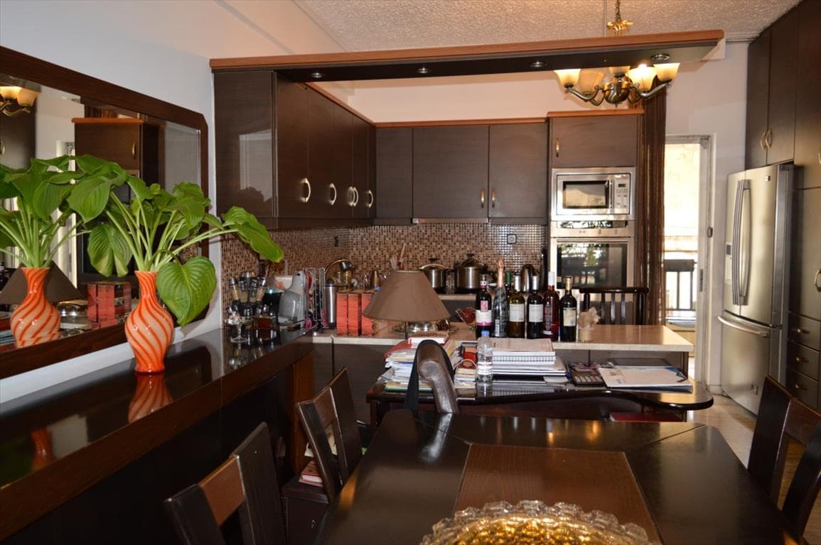 For Sale Flat 90 m² in Athens