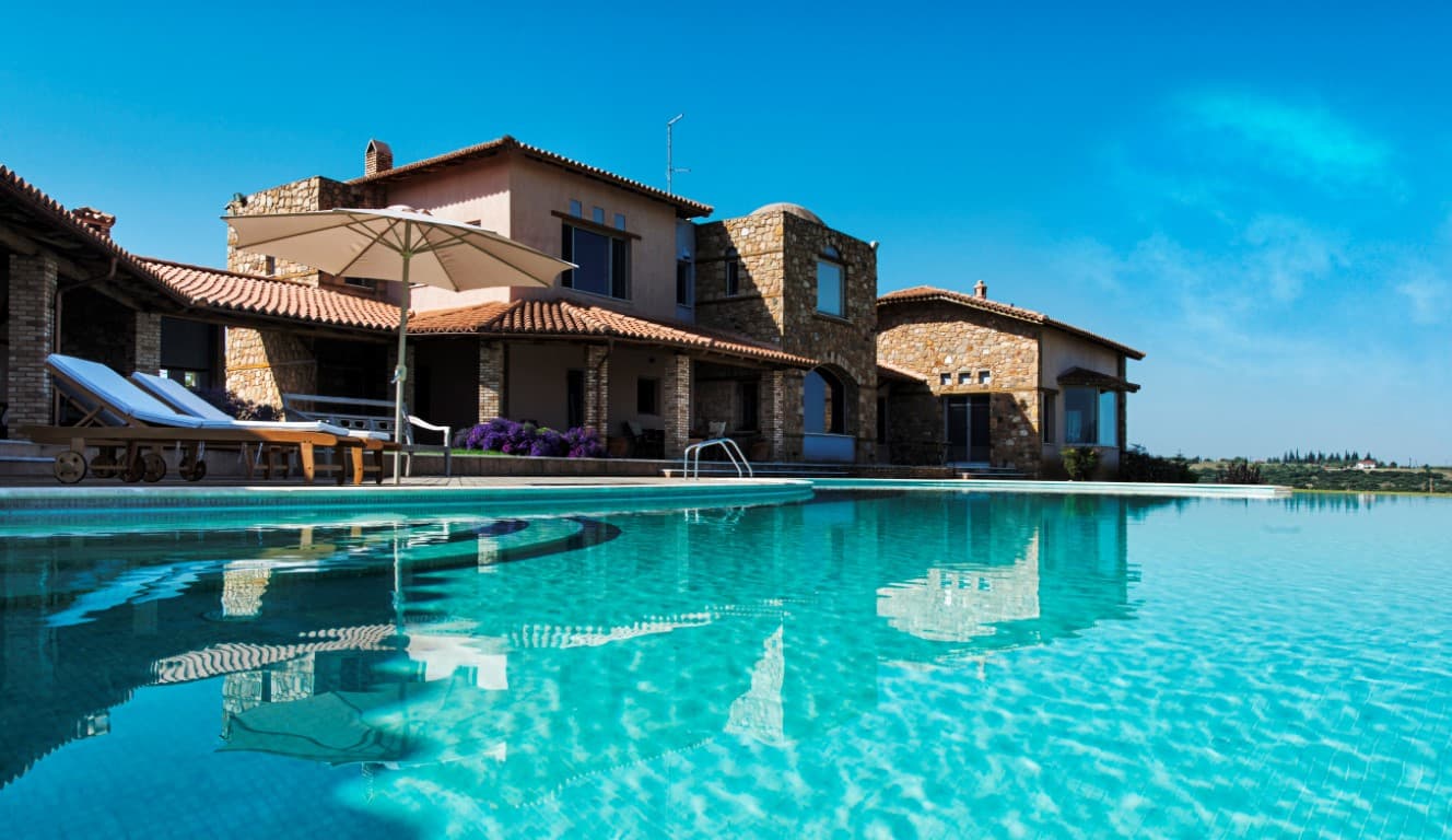 For Sale Villa 1700 m² in the suburbs of Thessaloniki