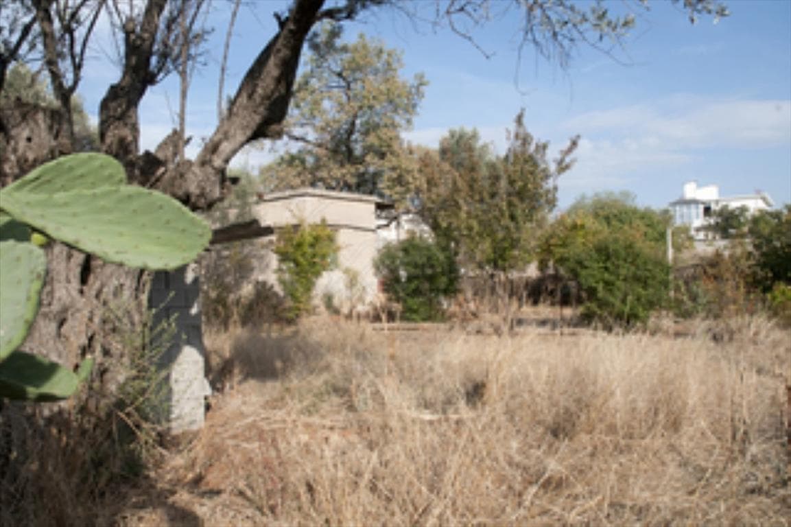 For Sale Land 821 m² in Athens