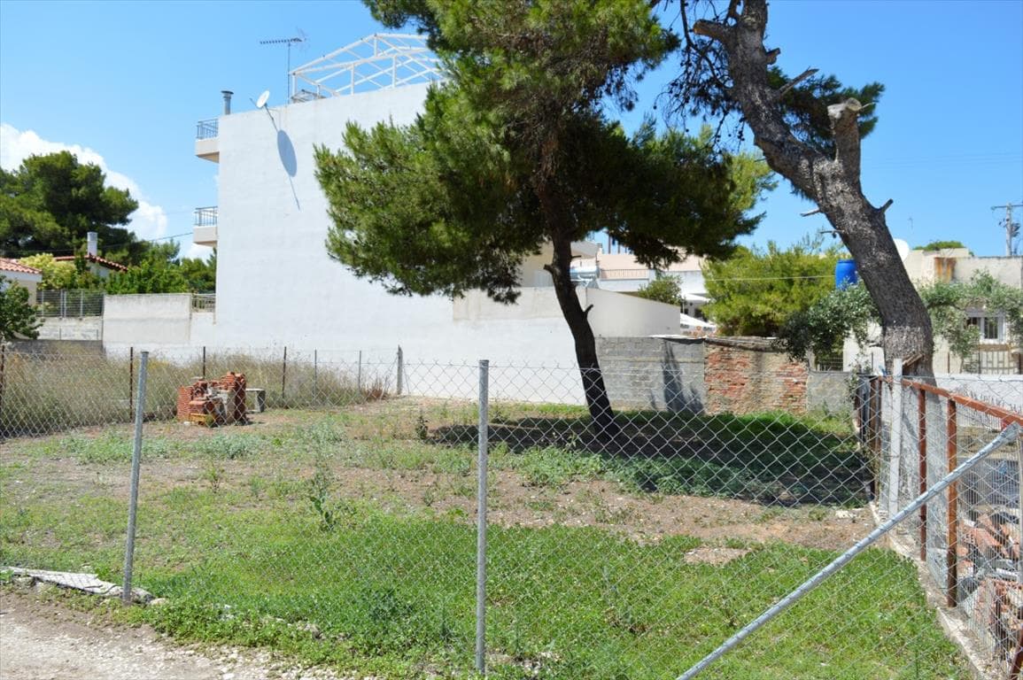 For Sale Land 250 m² in Attica