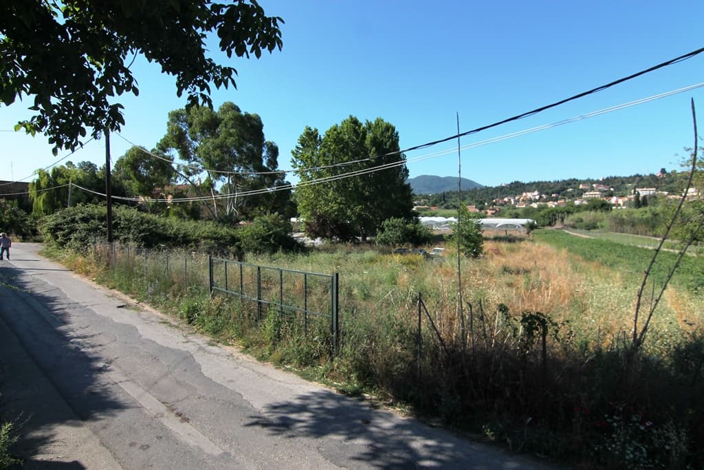For Sale Land 1800 m² in Corfu