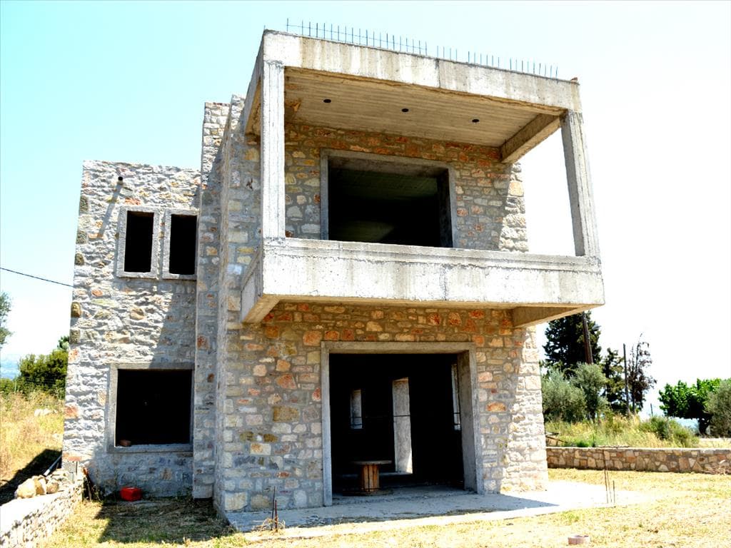 For Sale Maisonette 150 m² in central Greece