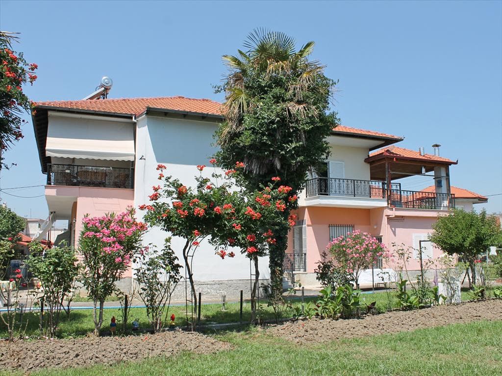 For Sale Detached house 357 m² on the Olympic Coast