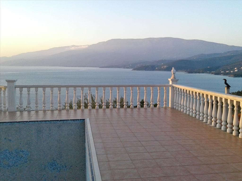 For Sale Villa 320 m² in Volos-Pilio
