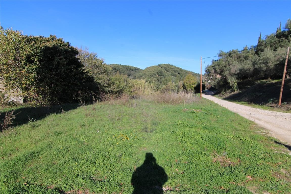 For Sale Land 1400 m² in Corfu