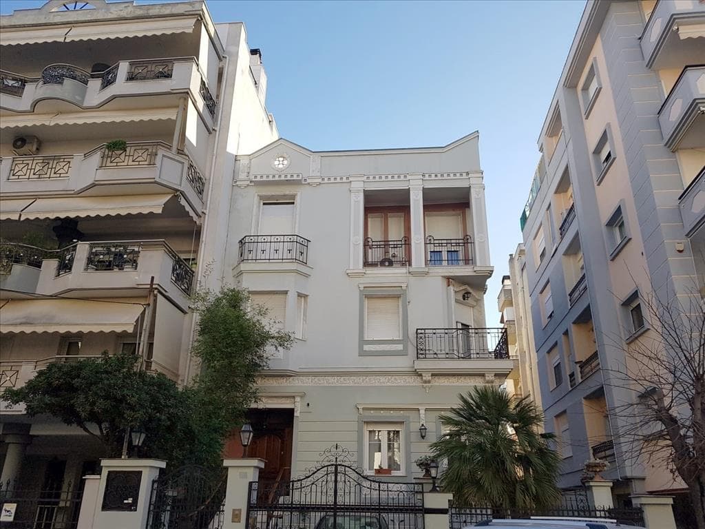 For Sale Villa 450 m² in Thessaloniki