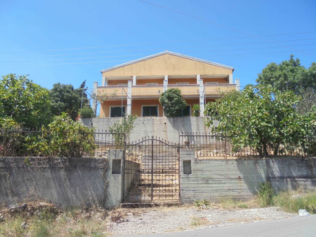 For Sale Detached house 320 m² in Corfu