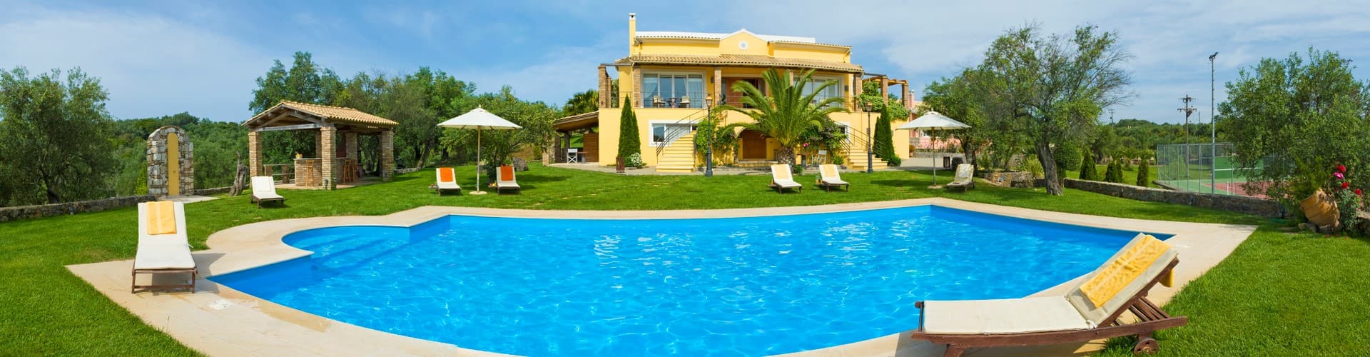 For Sale Villa 1055 m² in Corfu