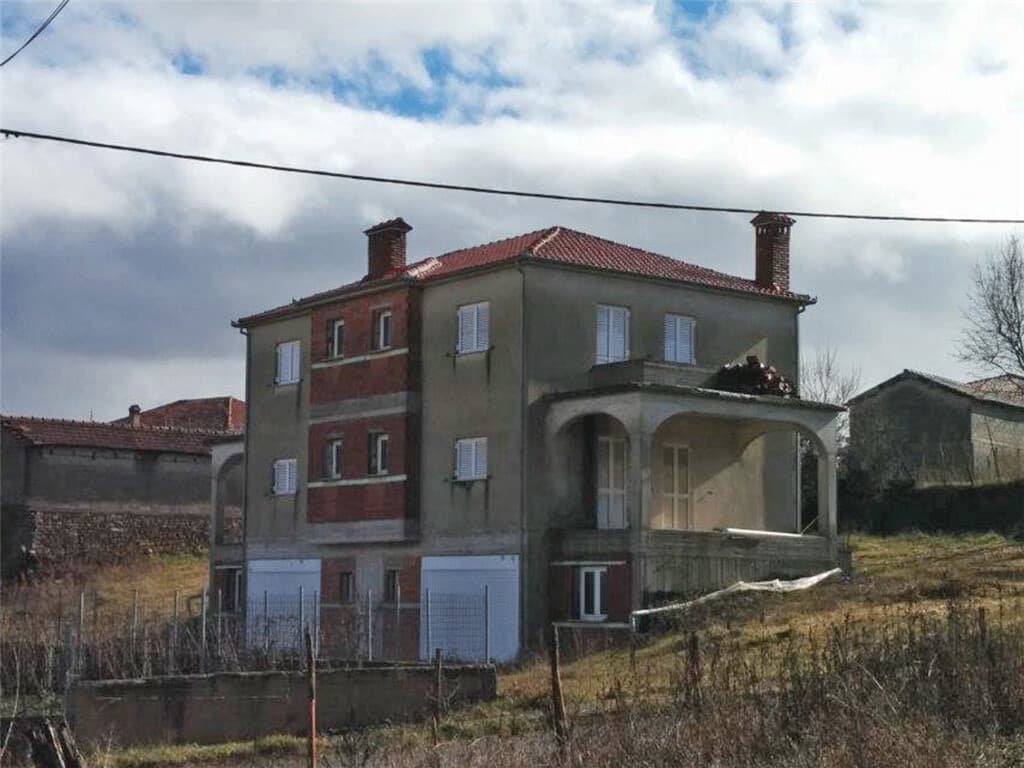 For Sale Detached house 312 m² in North Greece