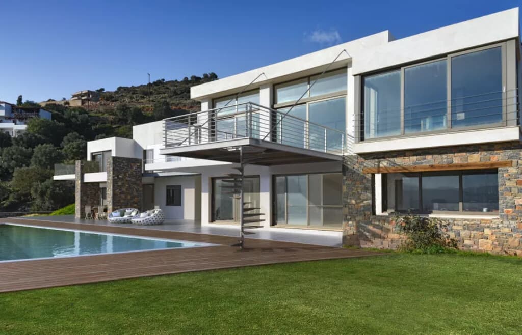 For Sale Villa 500 m² in Crete