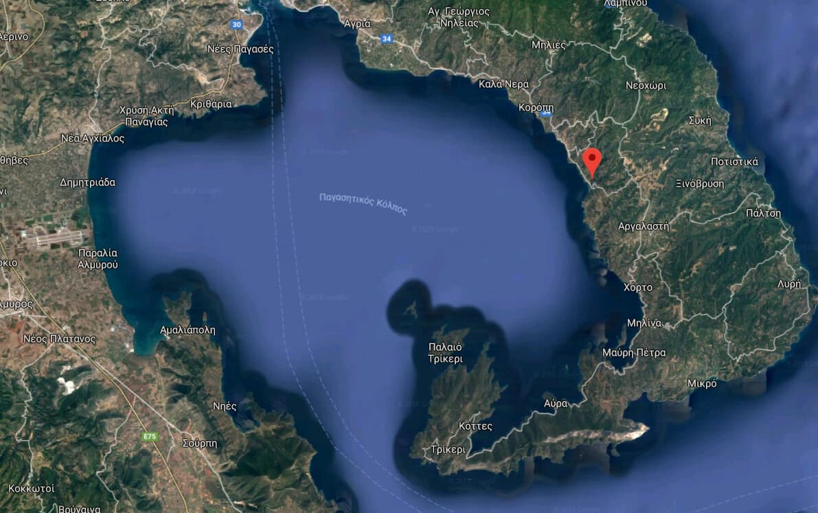 For Sale Land 5000 m² in central Greece