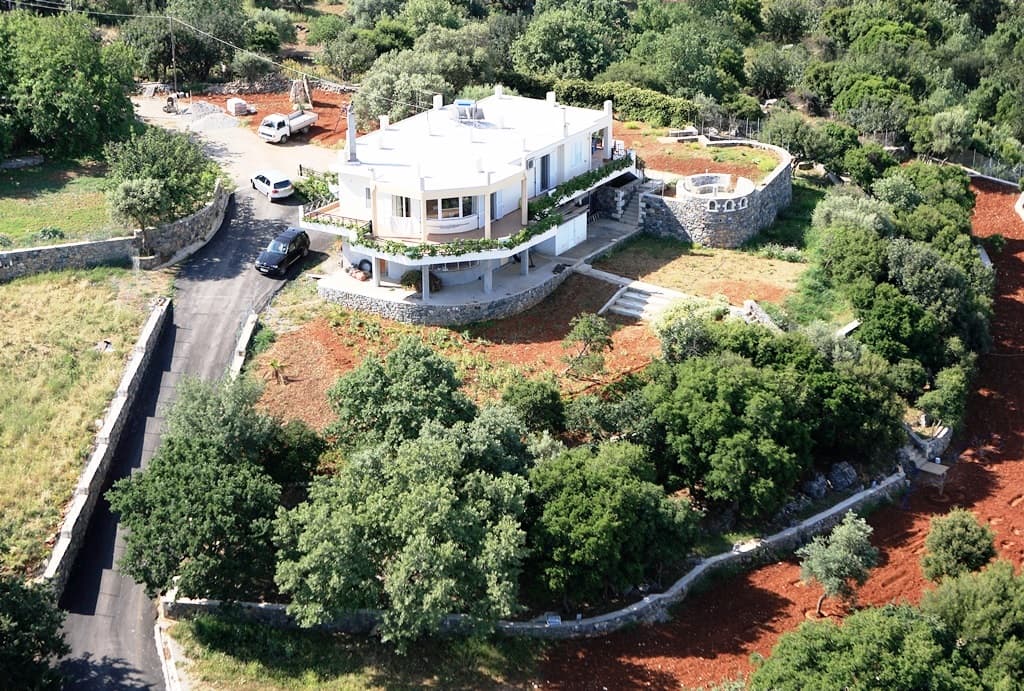 For Sale Villa 300 m² in Crete