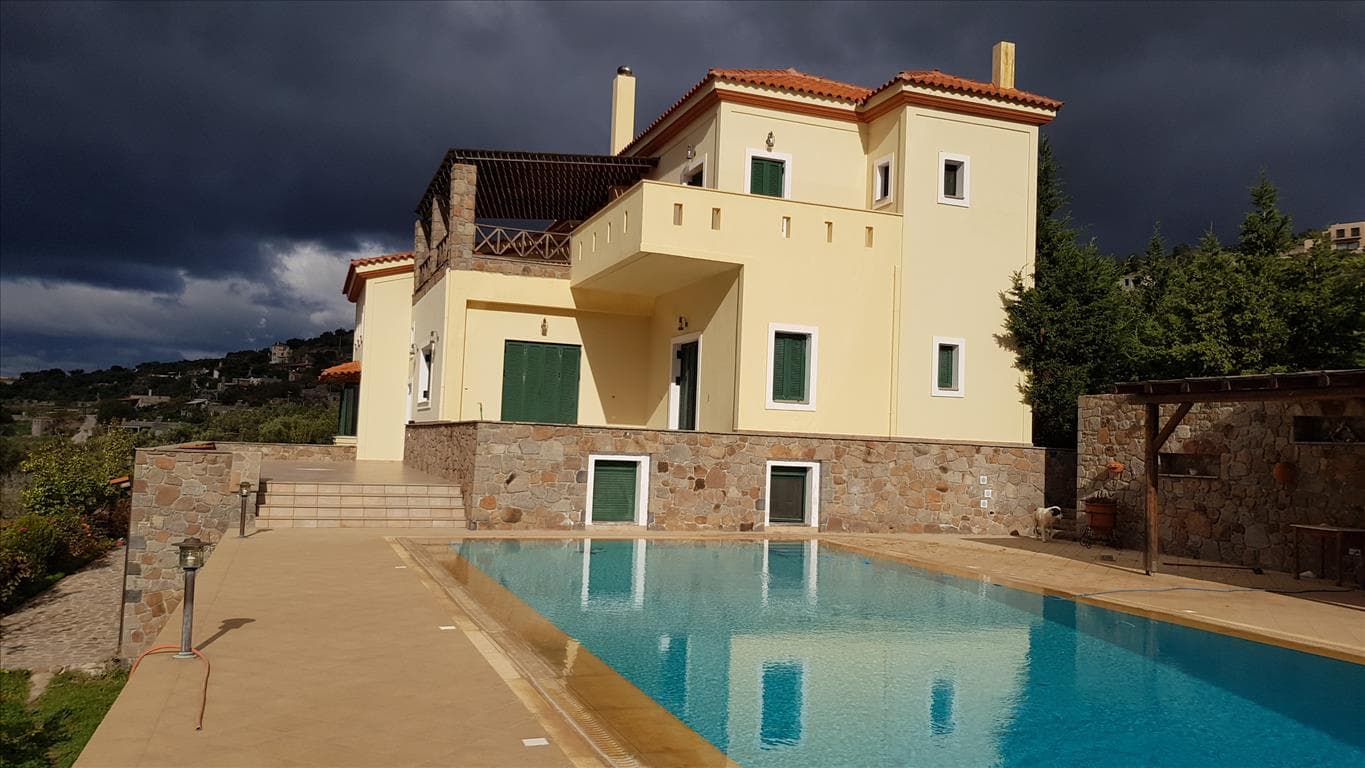 For Sale Villa 600 m² in Attica
