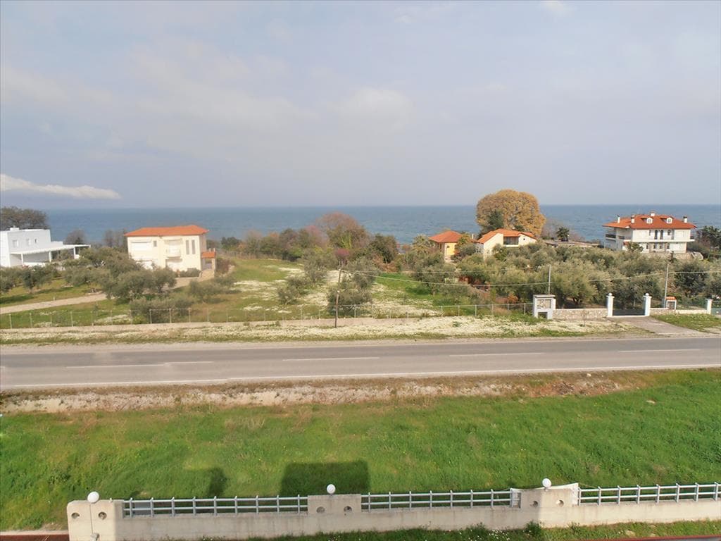 For Sale Land 1000 m² on the Olympic Coast
