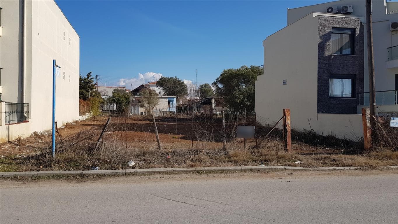 For Sale Land 591 m² in the suburbs of Thessaloniki