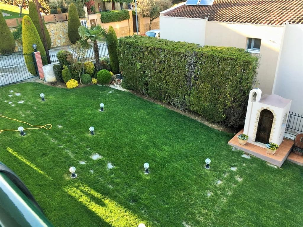For Sale Detached house 280 m² in the suburbs of Thessaloniki
