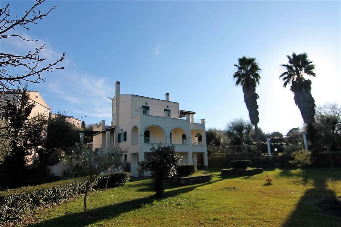 For Sale Detached house 340 m² in Corfu