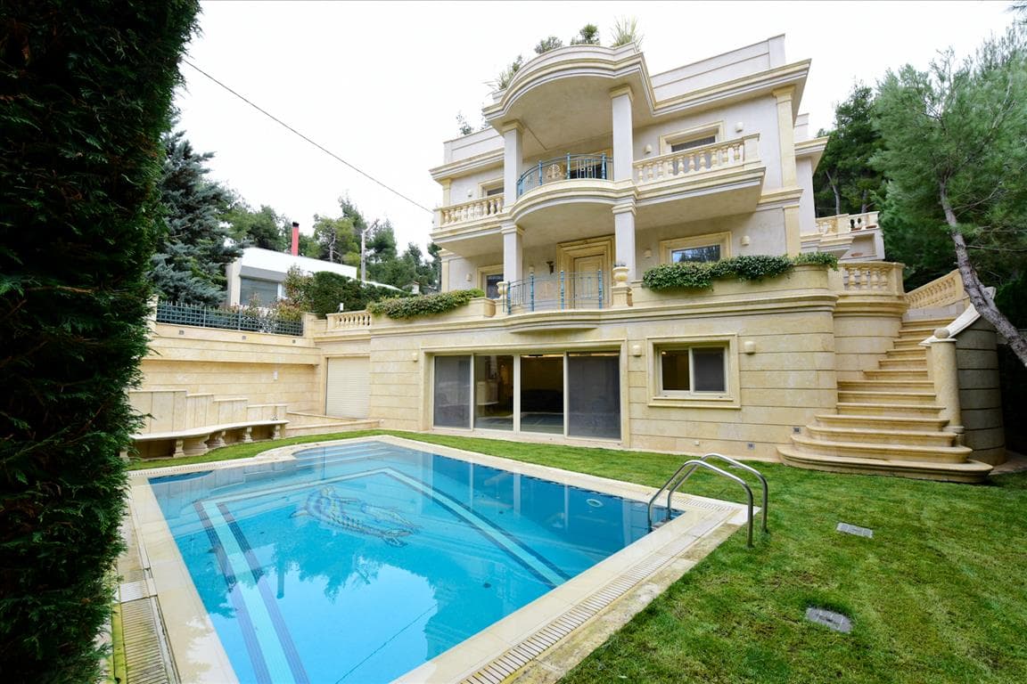 For Sale Villa 457 m² in Athens