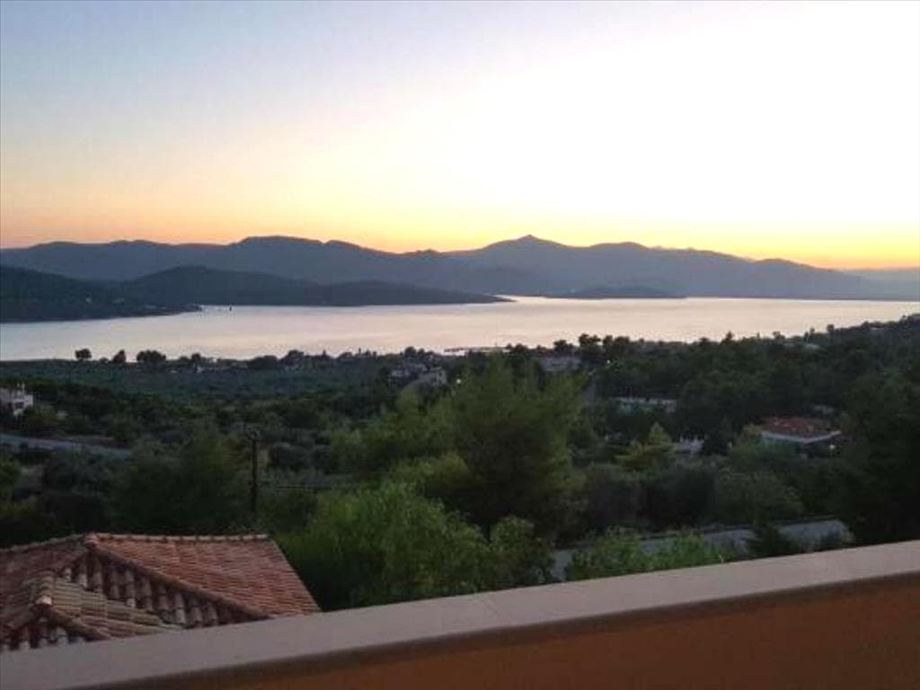 For Sale Villa 190 m² in central Greece