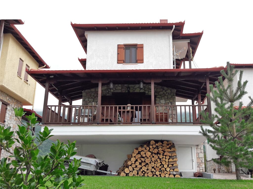 For Sale Detached house 130 m² on the Olympic Coast
