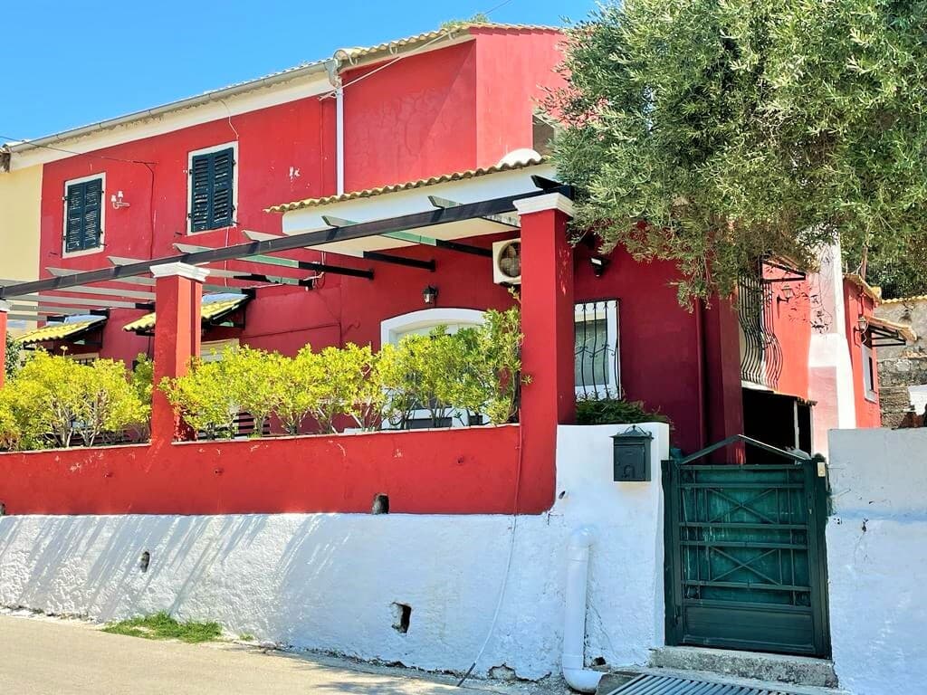 For Sale Detached house 130 m² in Corfu
