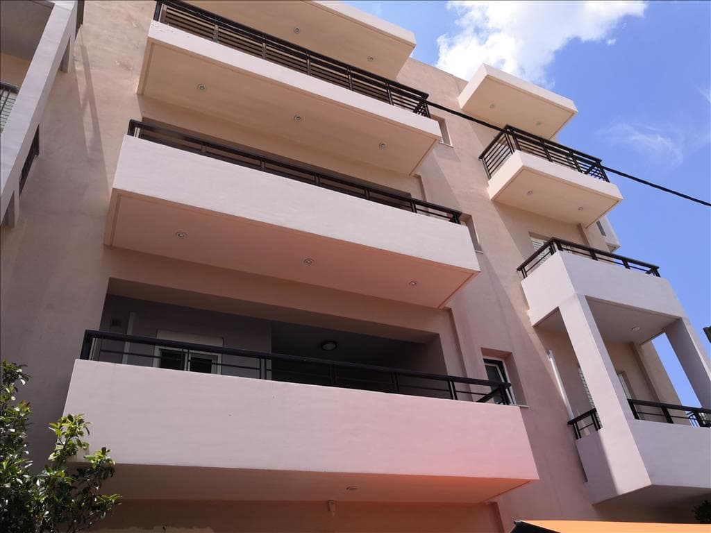 For Sale Flat 100 m² in Loutraki