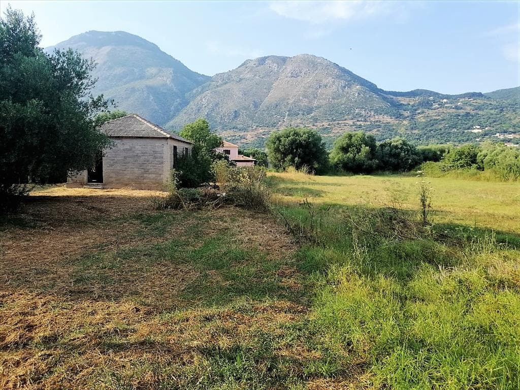 For Sale Land 1050 m² in Kefalonia