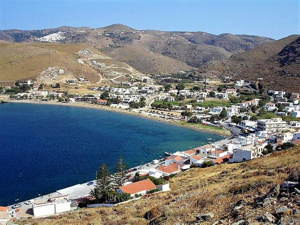 For Sale Land 8900 m² in Cyclades
