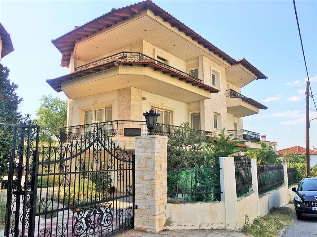 For Sale Detached house 400 m² in Thessaloniki