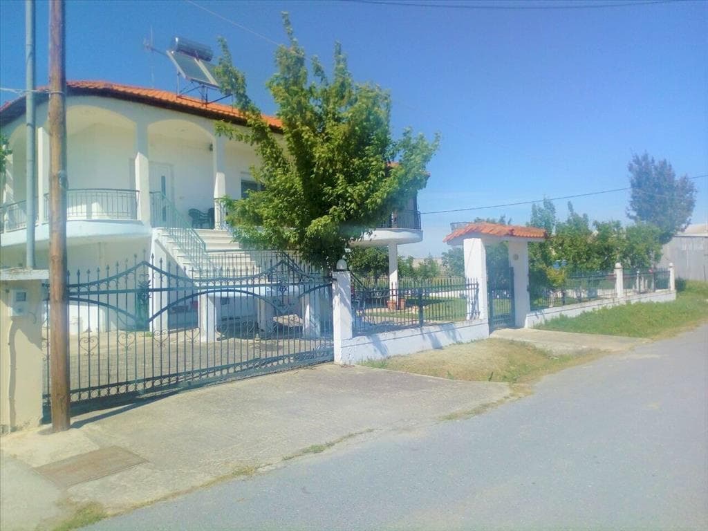 For Sale Detached house 375 m² in North Greece