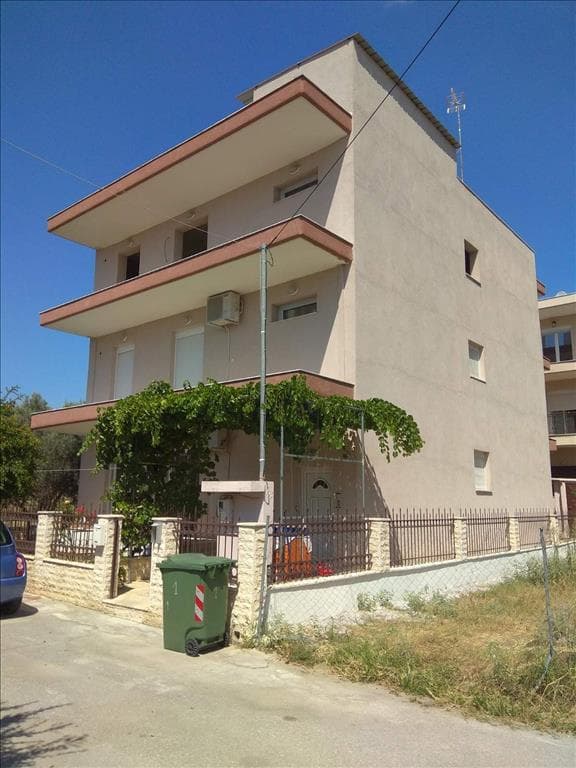 For Sale Detached house 375 m² in Thessaloniki