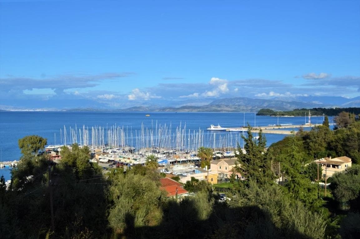 For Sale Detached house 350 m² in Corfu